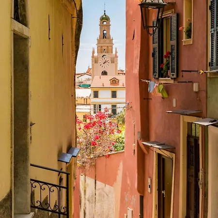 بيت للعطل Blue Iris