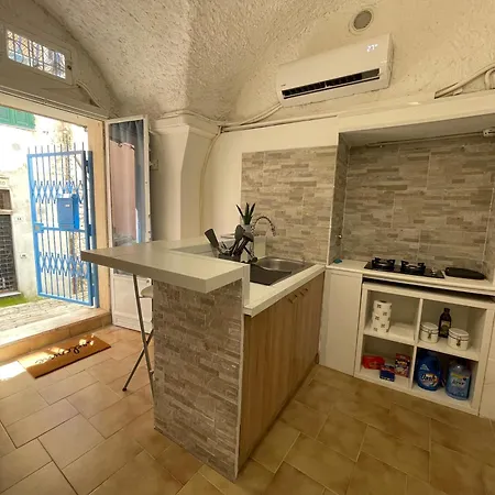 بيت للعطل Blue Iris